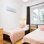 New Town By Renters شقة