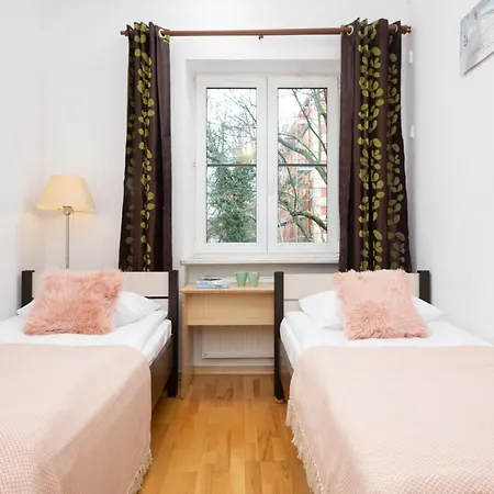 Apartment New Town By Renters Warsaw
