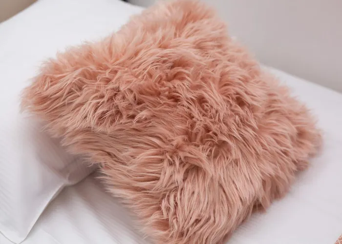 New Town By Renters شقة وارسو